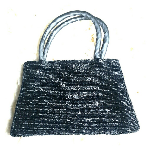 no brand Handbags - A vintage beaded evening purse